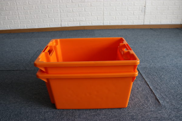 bulk plastic storage tubs