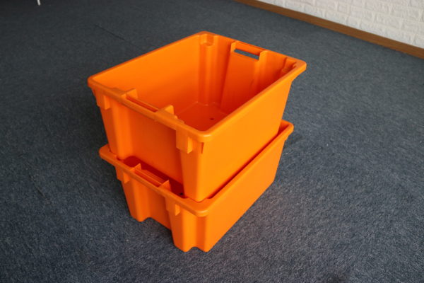 bulk plastic storage tubs