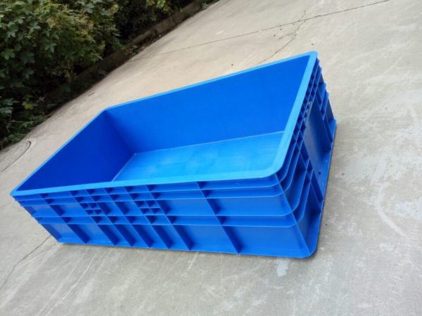 stackable plastic storage bins with lids